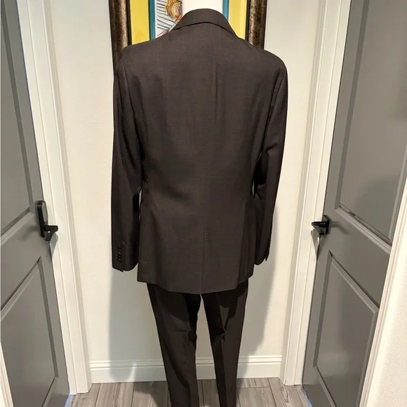 Banana Republic Rich Brown Luxury Suit 100% Wool - Picture 3 of 11
